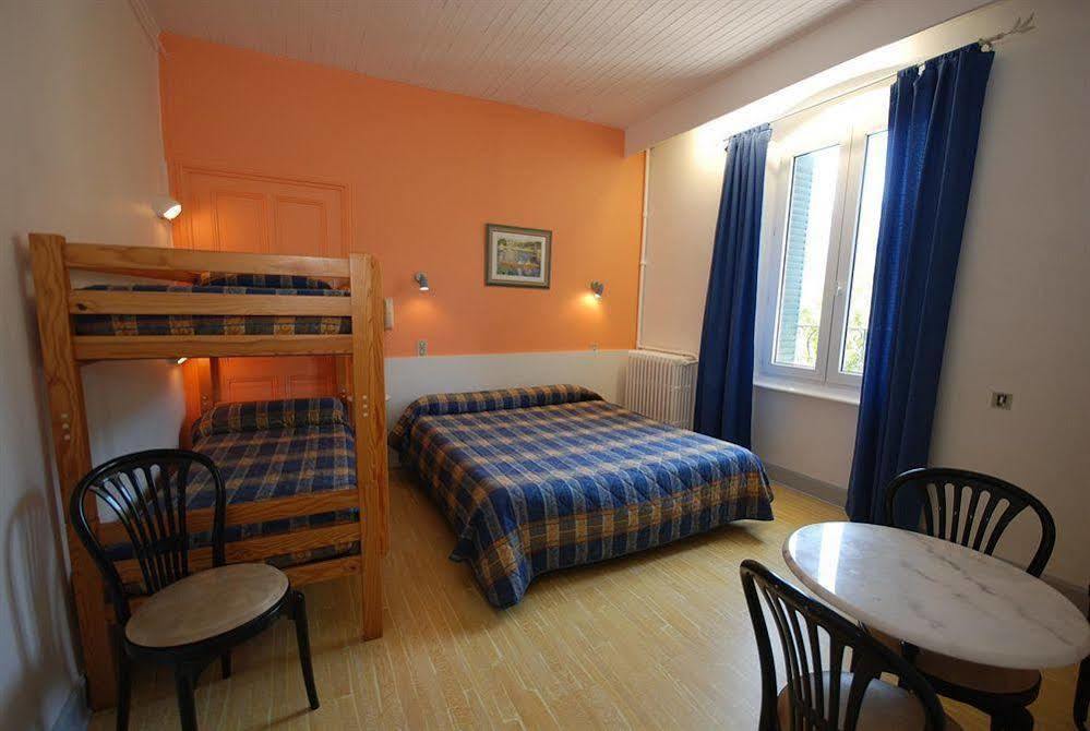 Hotel De Paris Briancon  Bagian luar foto