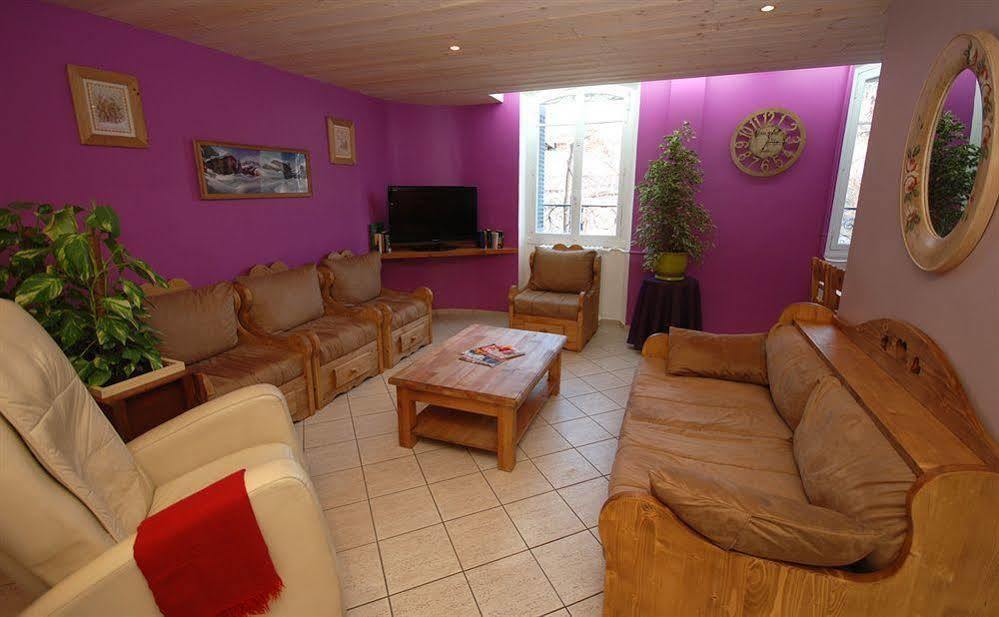 Hotel De Paris Briancon  Bagian luar foto